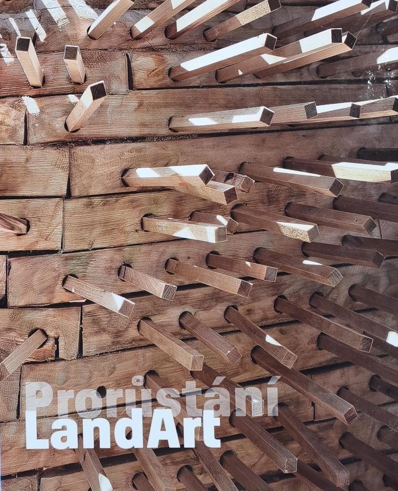 Prorůstání – od země k&nbsp;zemi